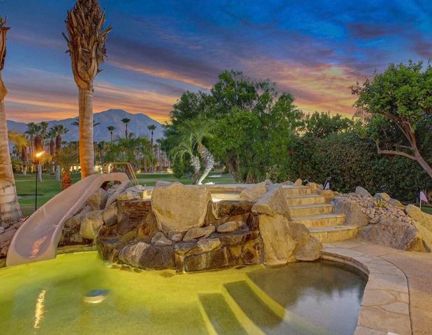 81045 Golf View Drive, La Quinta, CA 92253