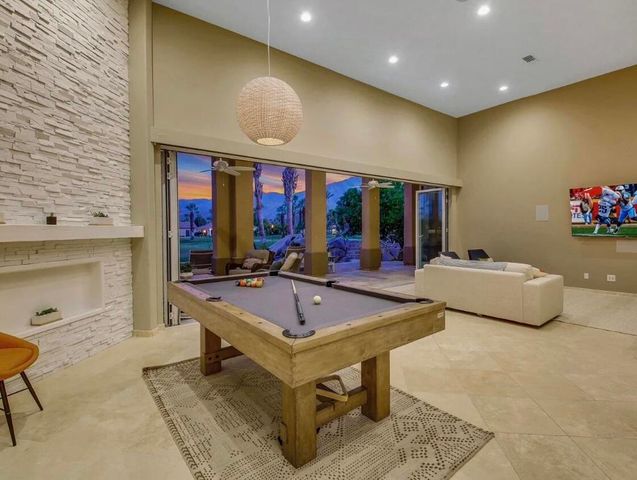 81045 Golf View Drive, La Quinta, CA 92253