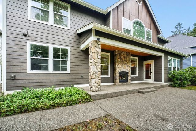 3840 Cameron Drive NE, Lacey, WA 98516