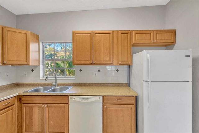 10001 N ASHLEY STREET, Tampa, FL 33612