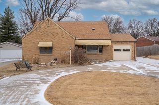 1705 Grand Avenue, West Des Moines, IA 50265