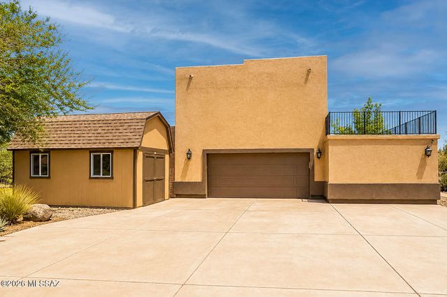 340 N Suntan Drive, Vail, AZ 85641