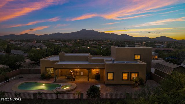 340 N Suntan Drive, Vail, AZ 85641