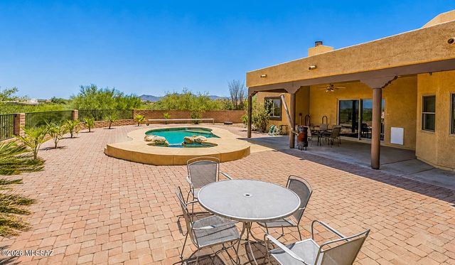 340 N Suntan Drive, Vail, AZ 85641