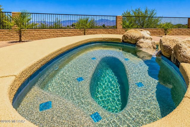340 N Suntan Drive, Vail, AZ 85641
