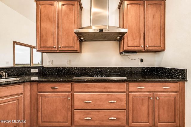 340 N Suntan Drive, Vail, AZ 85641