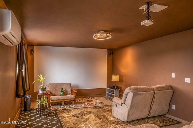 340 N Suntan Drive, Vail, AZ 85641