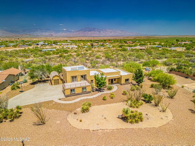 340 N Suntan Drive, Vail, AZ 85641