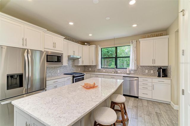 17002 HAMPTON FALLS TERRACE, Bradenton, FL 34202