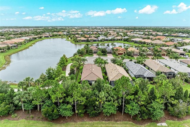17002 HAMPTON FALLS TERRACE, Bradenton, FL 34202