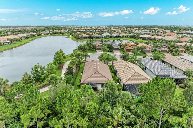 17002 HAMPTON FALLS TERRACE, Bradenton, FL 34202