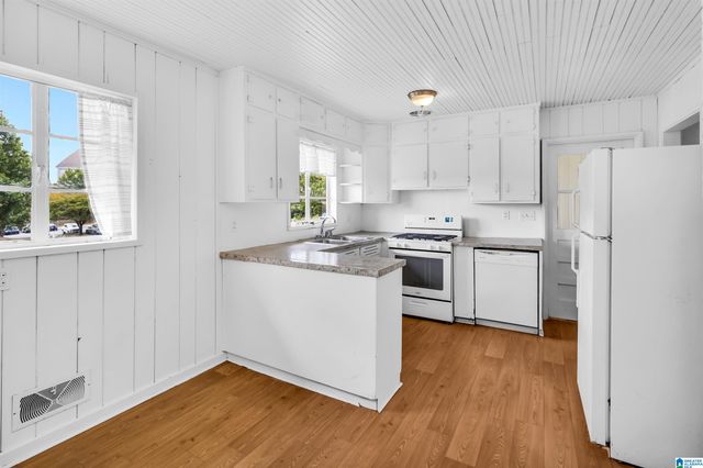 742 VALLEY STREET, Hoover, AL 35226