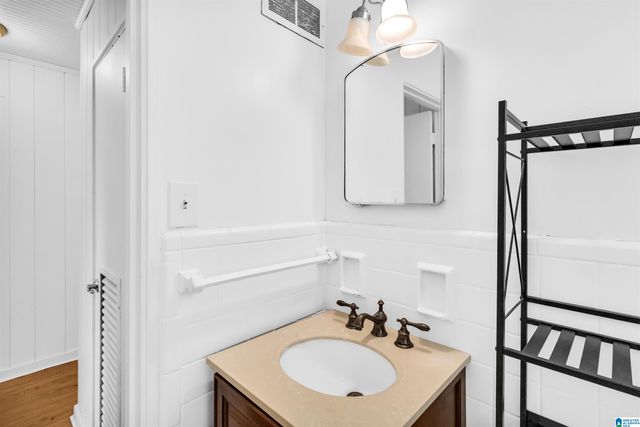 742 VALLEY STREET, Hoover, AL 35226