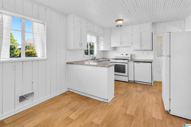 742 VALLEY STREET, Hoover, AL 35226