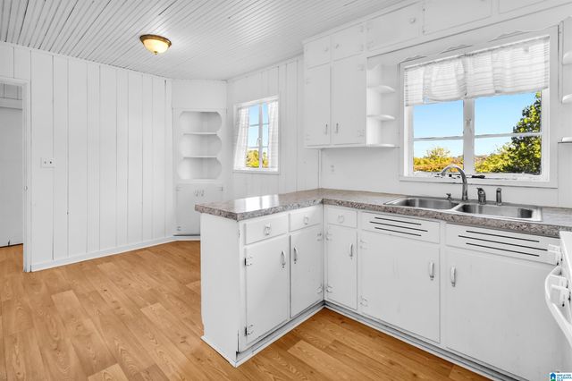 742 VALLEY STREET, Hoover, AL 35226