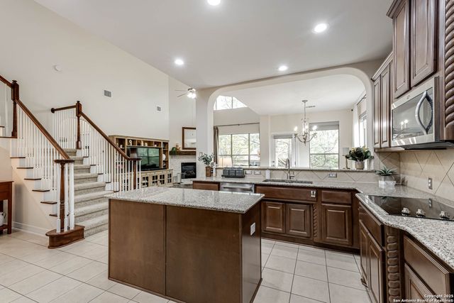 18827 Salado Canyon, San Antonio, TX 78258