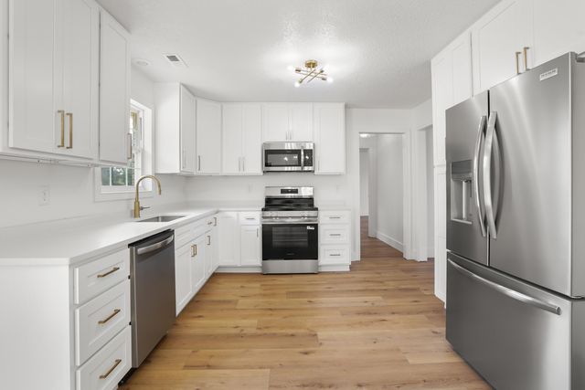 303 Oakview Drive, Somerset, KY 42503