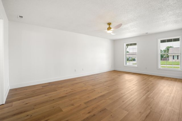 303 Oakview Drive, Somerset, KY 42503