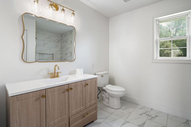 303 Oakview Drive, Somerset, KY 42503