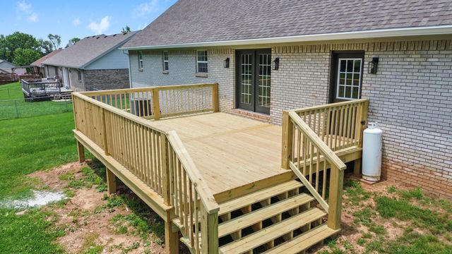 303 Oakview Drive, Somerset, KY 42503