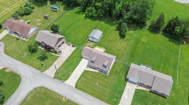 303 Oakview Drive, Somerset, KY 42503