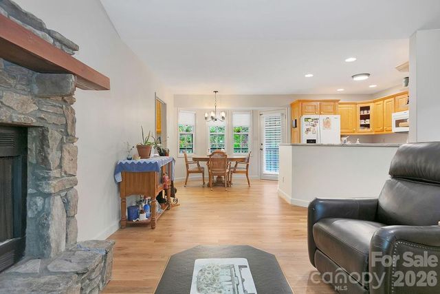 144 Lakeland Drive, Pisgah Forest, NC 28768