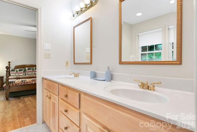 144 Lakeland Drive, Pisgah Forest, NC 28768