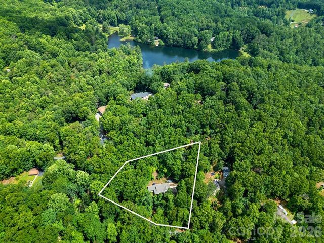 144 Lakeland Drive, Pisgah Forest, NC 28768