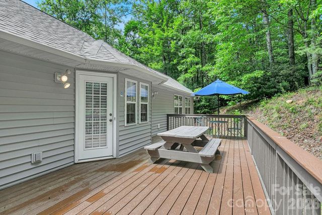 144 Lakeland Drive, Pisgah Forest, NC 28768