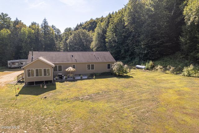 489 River Road, Thurman, NY 12885