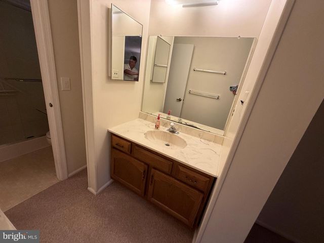 95 LAKEBRIDGE DR, Deptford, NJ 08096