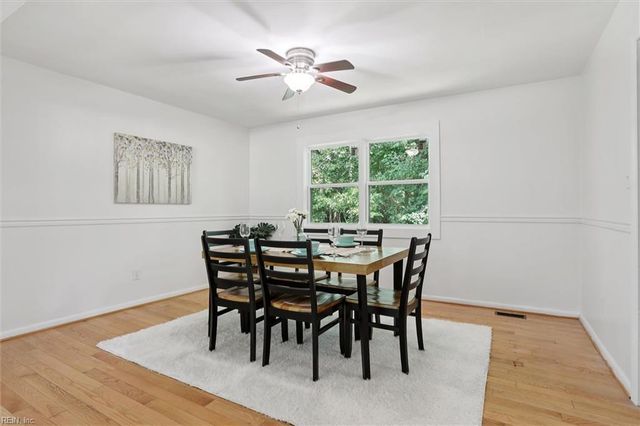 250 Thomas Nelson LN, Williamsburg, VA 23185