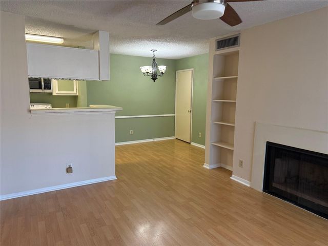 2121 Hepburn Street 1102, Houston, TX 77054