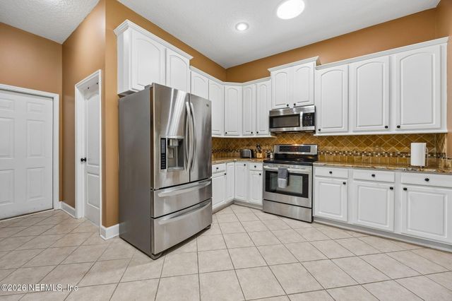 86135 HAMPTON BAYS Drive, Fernandina Beach, FL 32034