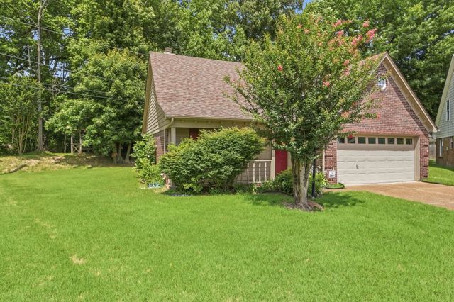 1842 BLACK BEAR CIR E, Cordova, TN 38016