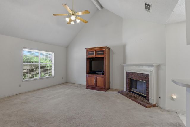 1842 BLACK BEAR CIR E, Cordova, TN 38016