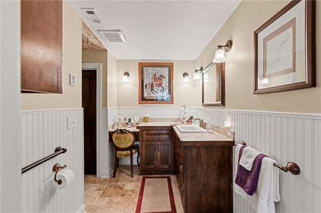 21936 Linwood Road, Linwood, KS 66052