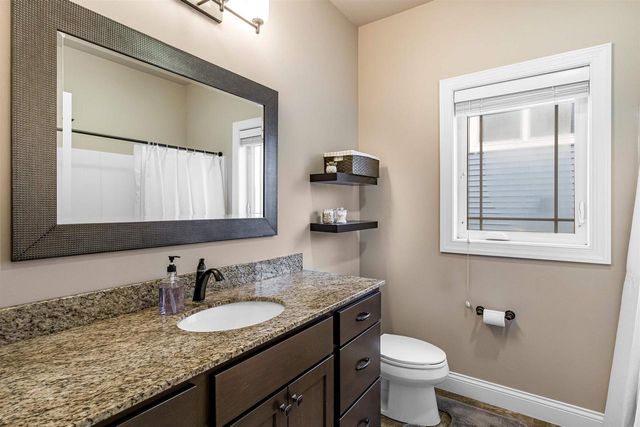 1009 Tara Lane, Waunakee, WI 53597