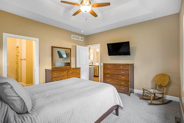 1009 Tara Lane, Waunakee, WI 53597