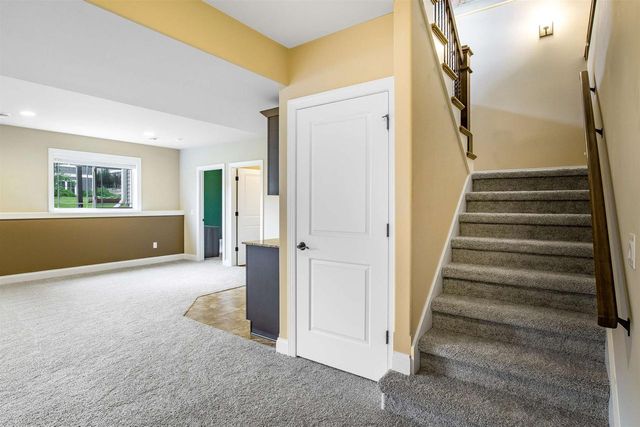 1009 Tara Lane, Waunakee, WI 53597