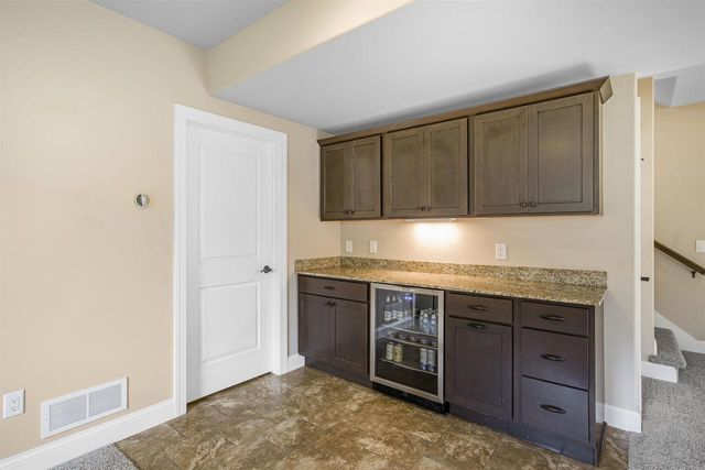 1009 Tara Lane, Waunakee, WI 53597