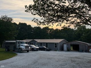 5629 E County Road 700 S, Greencastle, IN 46135