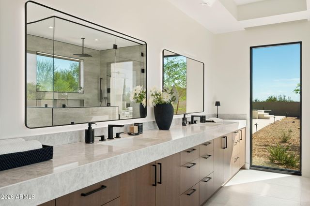 28450 N 76TH Street, Scottsdale, AZ 85266