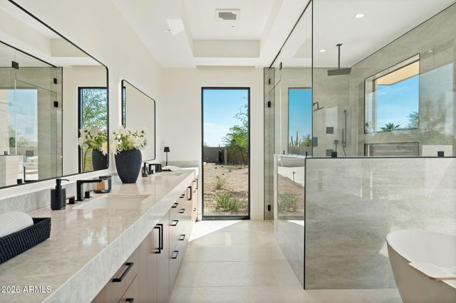 28450 N 76TH Street, Scottsdale, AZ 85266