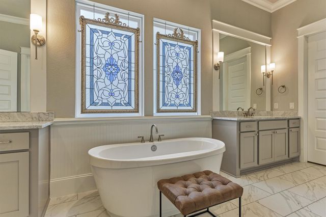 2107 Sweet Drift Circle, Conroe, TX 77384