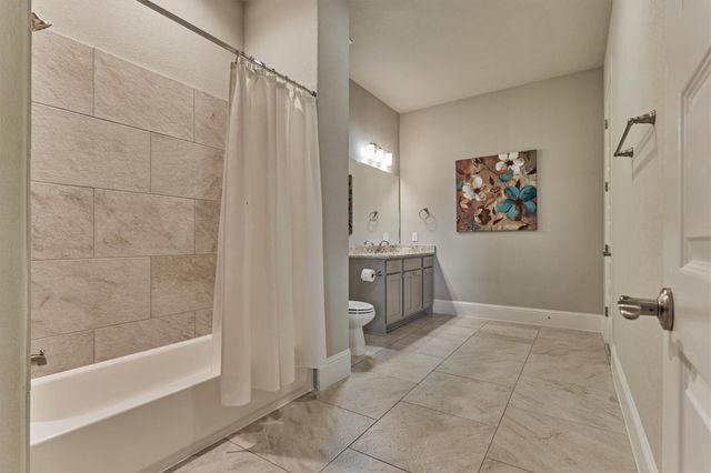 2107 Sweet Drift Circle, Conroe, TX 77384