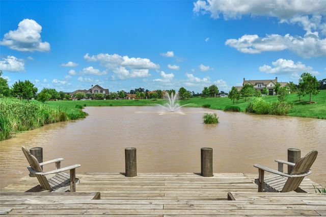 2107 Sweet Drift Circle, Conroe, TX 77384