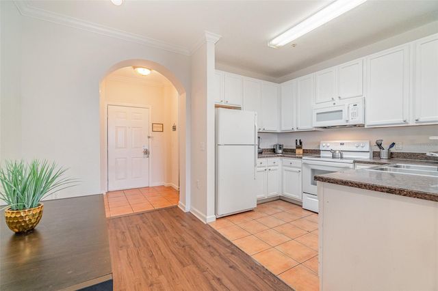 14200 AVALON ROAD 406, Winter Garden, FL 34787