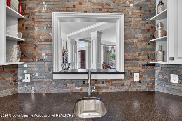 3945 Turnberry Lane, Okemos, MI 48864
