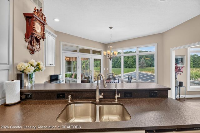 3945 Turnberry Lane, Okemos, MI 48864